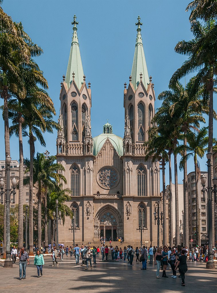Fachada da Catedral da Sé, um dos pontos turísticos da capital paulista e na qual Tebas trabalhou